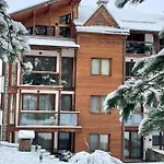 Spacious Penthouse In Pirin Golf And Country Club Apartment Raslog