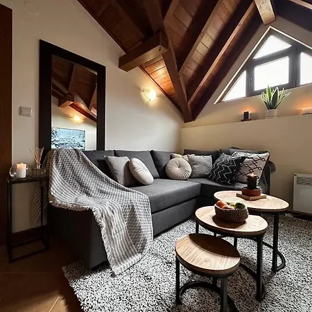 Spacious Penthouse In Pirin Golf And Country Club, And Pools Are Not Included * 拉兹洛格