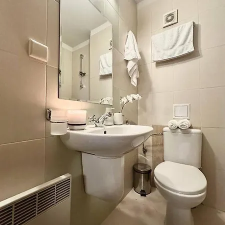 Spacious Penthouse In Pirin Golf And Country Club Appartamento *