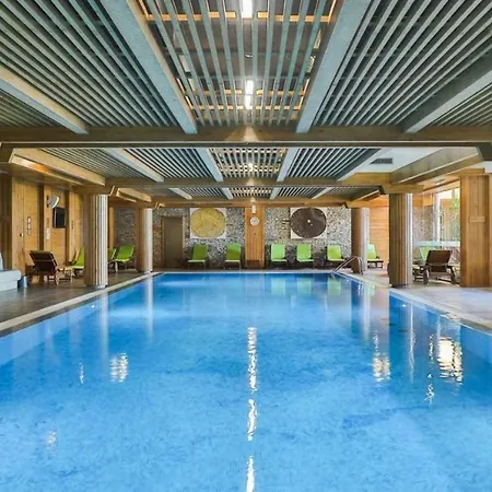 Spacious Penthouse In Pirin Golf And Country Club * Razlog